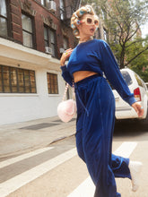 Load image into Gallery viewer, 04 VELOUR WIDE LEG PANT
