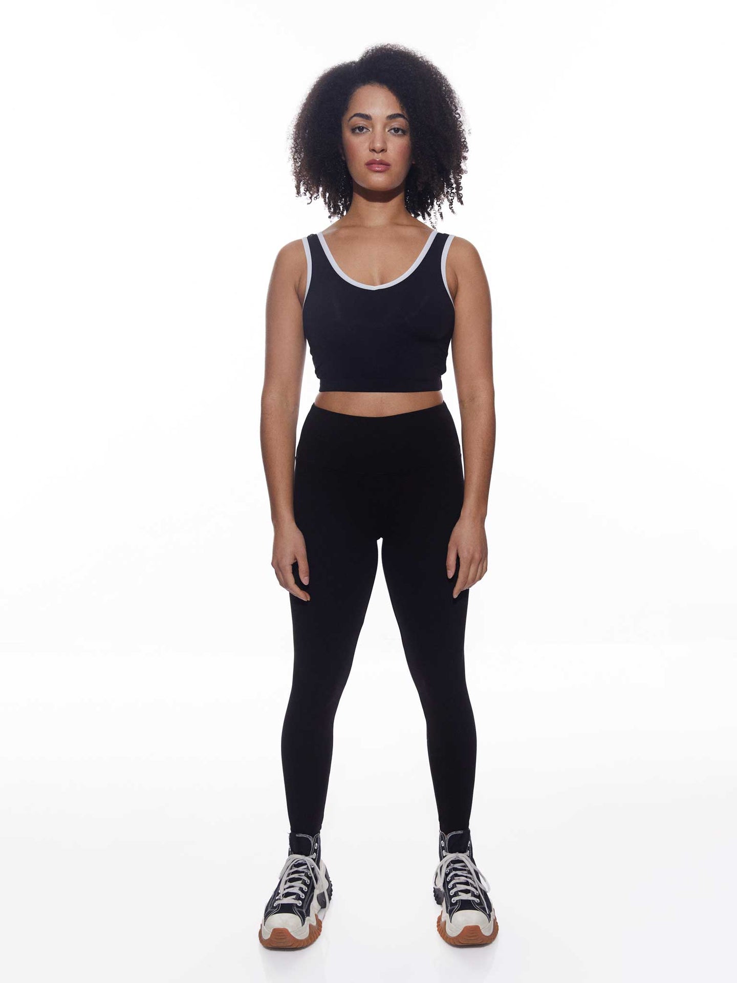 02 ULTRA HIGH RISE LEGGING